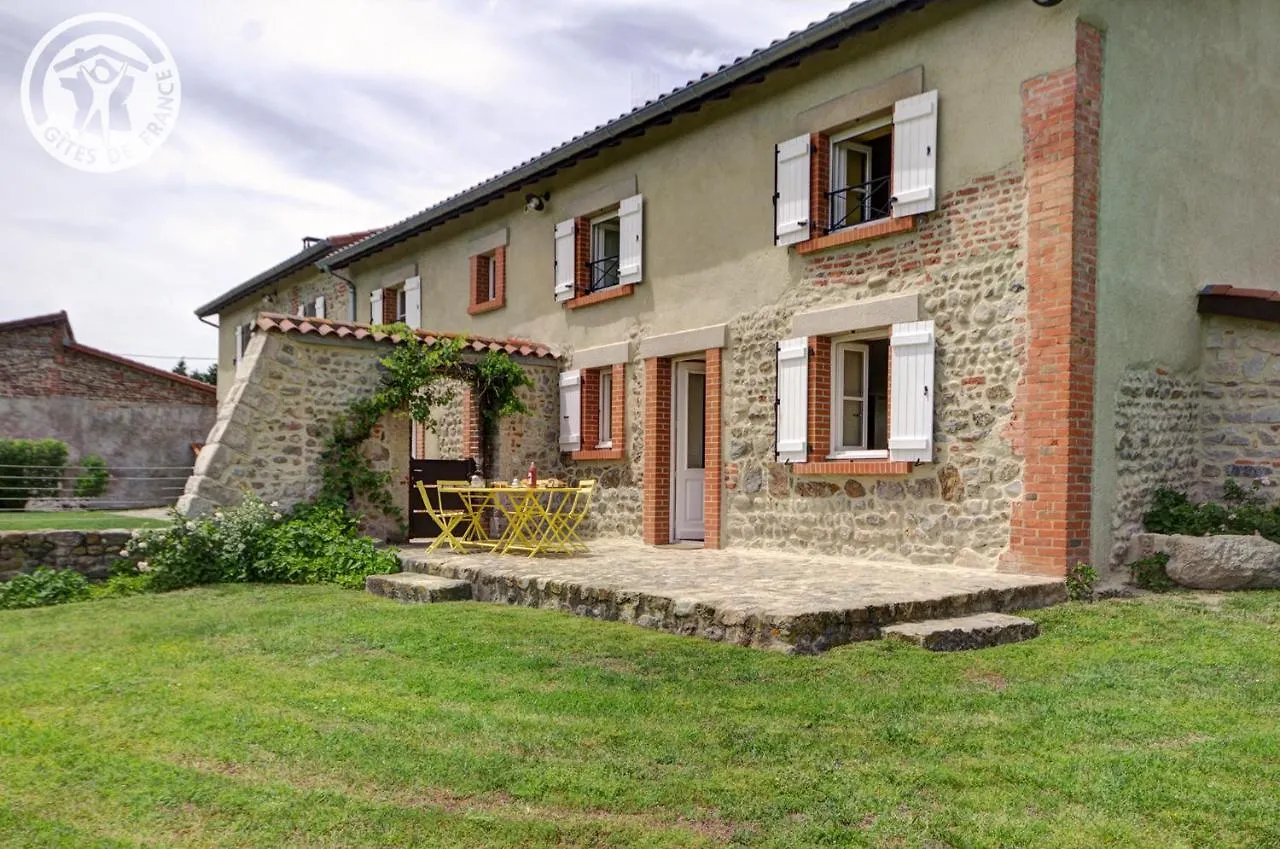 Chambres D'Hotes Ondine Et Igor Saint-Marcellin-en-Forez 0*,